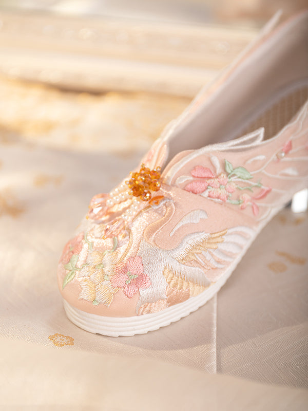 pearl antique embroidered shoes yc50076